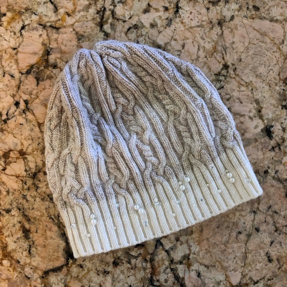 NWT CHICO’S PEARL & RHINESTONE Cable Knit Beanie Hat Cashmere Ombré skullcap - Picture 4 of 5